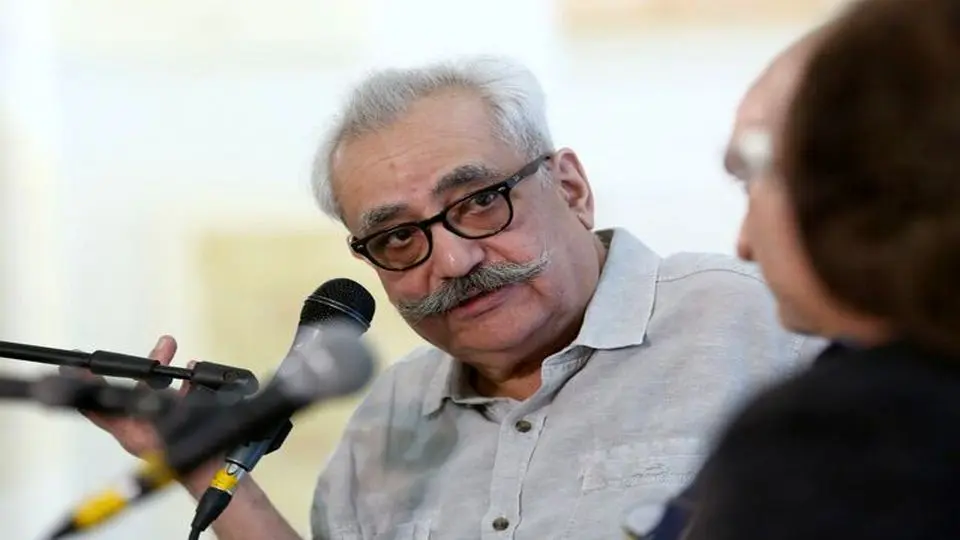 فرزاد موتمن: ساخت فیلم ژانر در تهران دشوار است