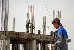 زنگ خطر برای کارفرمایان متخلف؛ استخدام غیرقانونی اتباع خارجی مساوی با حبس

