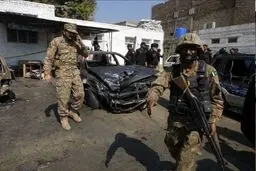 حمله انتحاری در پاکستان با ۹ کشته و ۱۷ زخمی

