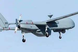 انهدام پهپاد هرون دشمن در آسمان شرق استان کرمان