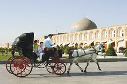خاطره‌بازی با آخرین گاری‌ساز اصفهان
