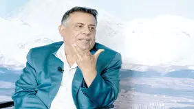 پاکستان؛ یک بازیگر  با  دو  نقش
