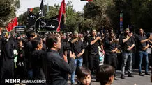 مراسم عزاداری عاشورا در قزوین با حضور پرشور مردم

