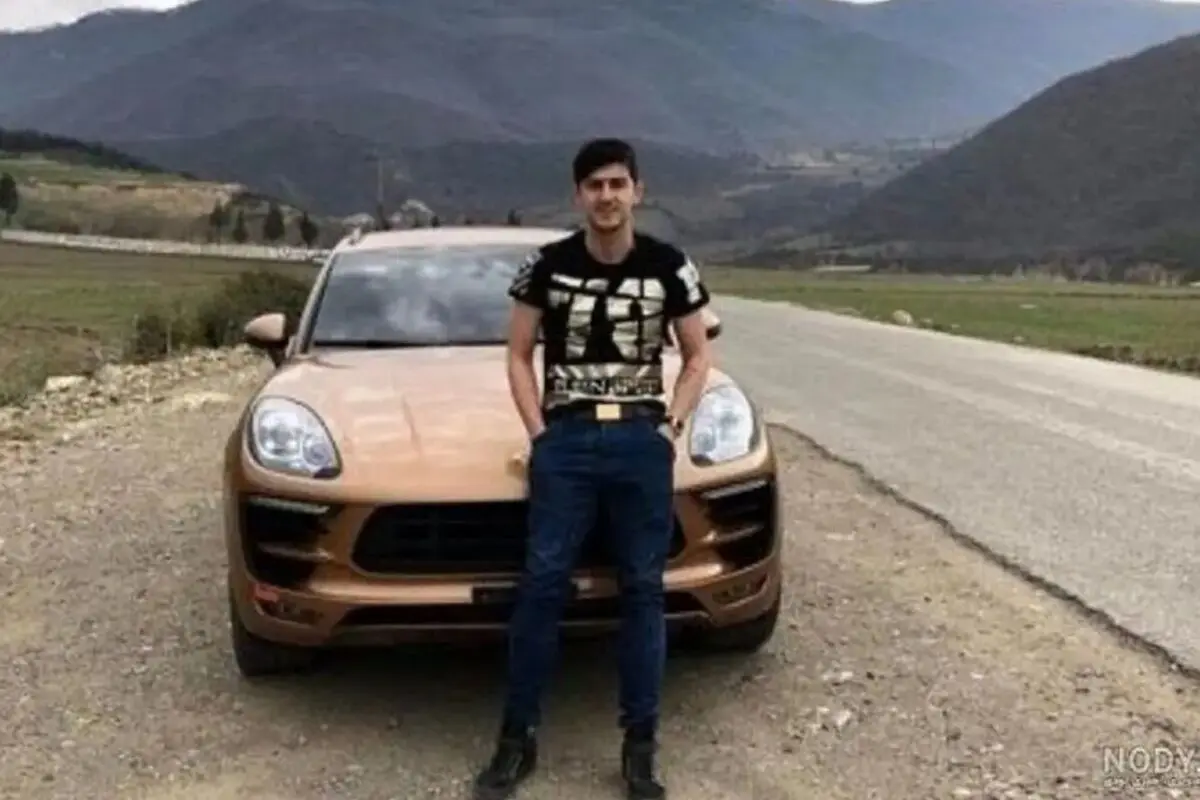 چرا پورشه سردار آزمون توقیف شد؟