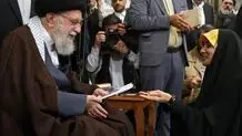  حافظه ادبی مردم ما ضعیف است/ گاهی مجری تلویزیون یک شعر غلط می‌خواند که اعصاب انسان خرد می‌شود