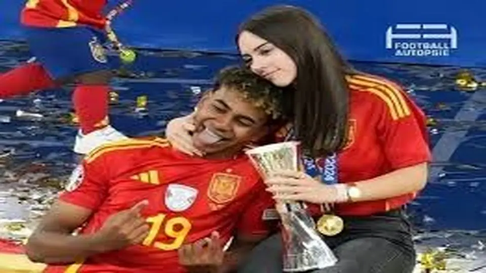 یامال از نیکی نیکول جدا شد