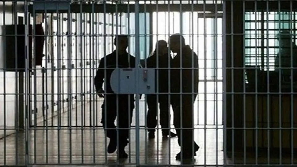 ارتباط زندانیان اوین با خانوادهها در دستور کار قوه قضائیه