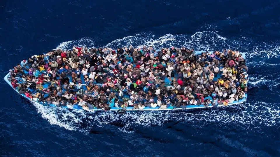 ۹۰ پناهجو از غرق شدن در دریای مدیترانه نجات یافتند
