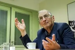 روحانی و مجموعه سیستم بلایی سر صندوق رای آوردند که امید به تغییر از طریق آن از بین رفت