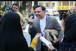  آخوندی :هیچ‌گونه قراردادی با فولاد مبارکه نداشته‌ام