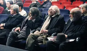 آینده بهترین داور است
