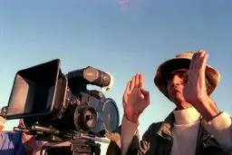 پاسخ سعید حاجیمیری، تهیهکننده فیلم ناتمام «چای تلخ»  به گفتوگوی «شرق»