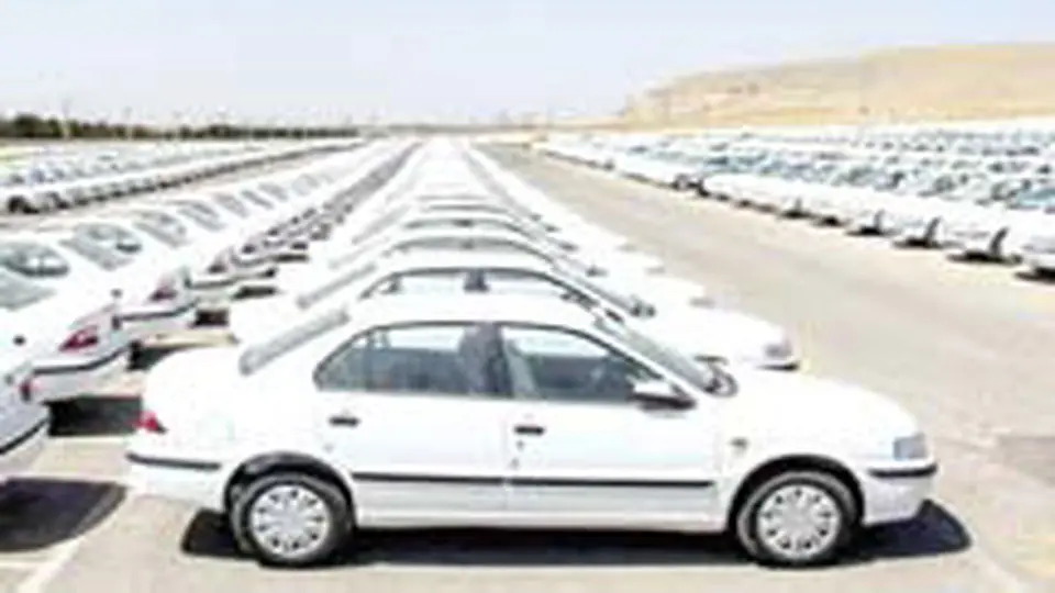 زیان انباشته خودروسازان ۳۰۵ هزار میلیارد تومان
