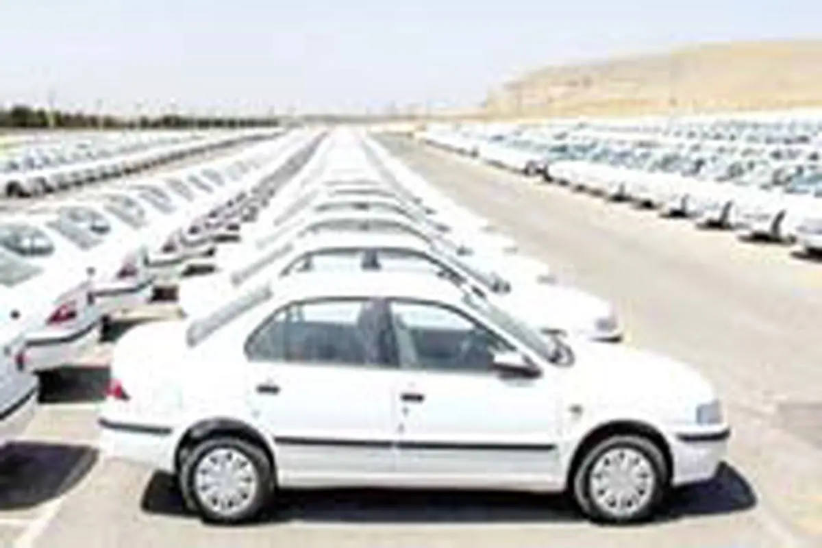 زیان انباشته خودروسازان ۳۰۵ هزار میلیارد تومان

