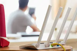 واردات مودم همچنان ممنوع است