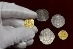 سکه‌های تاریخی از موزه کرمان سرقت شد