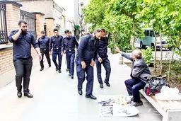 خشونت با کاسبان بی‌پناه