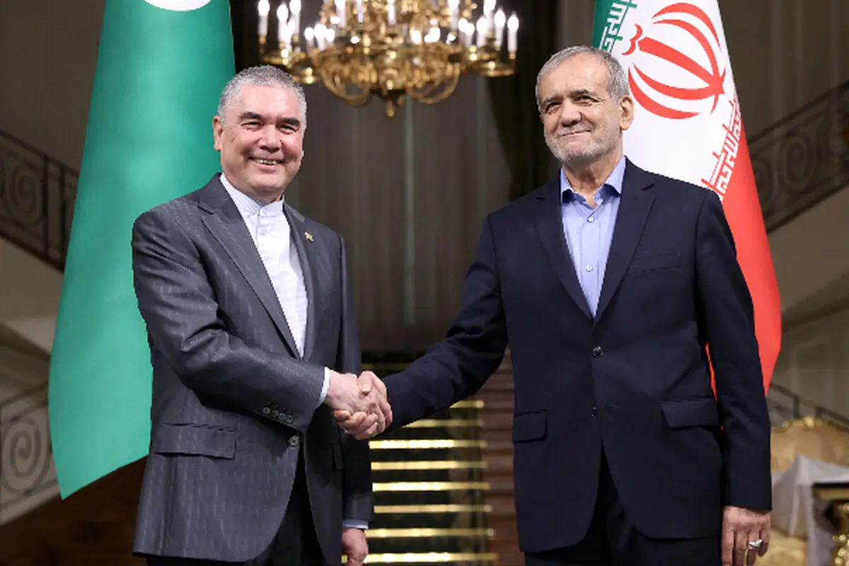 تقویت مناسبات تهران و عشق آباد/ ۴ سند همکاری مشترک میان مقامات ایران و ترکمنستان امضا شد