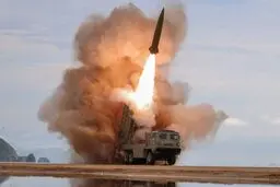 کره شمالی موشک بالستیک تاکتیکی آزمایش کرد