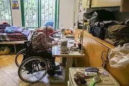 بهزیستی با الگوی قدیمی با معلولان رفتار می‌کند