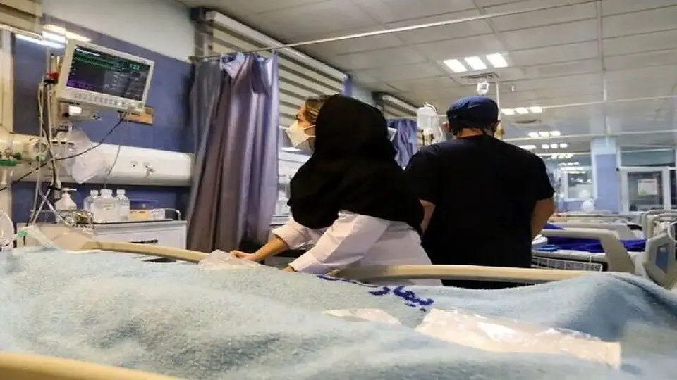 ۳۵ دانشجوی دانشگاه علوم پزشکی زاهدان مسموم شدند