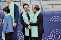 دیدار رهبران چین و کره جنوبی بعداز ۱۱ سال