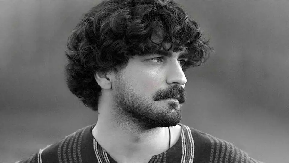 کنسرت عرفان طهماسبی در آخرین لحظه لغو شد؛ بیماری صدایش را گرفت