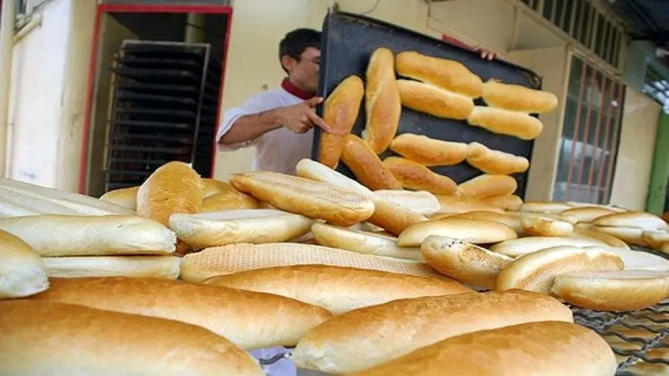 صادرات نان، قیمت نان در داخل را افزایش می‌دهد؟

