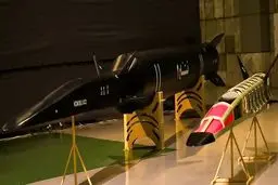Iran unveils Fattah 2 hypersonic missile
