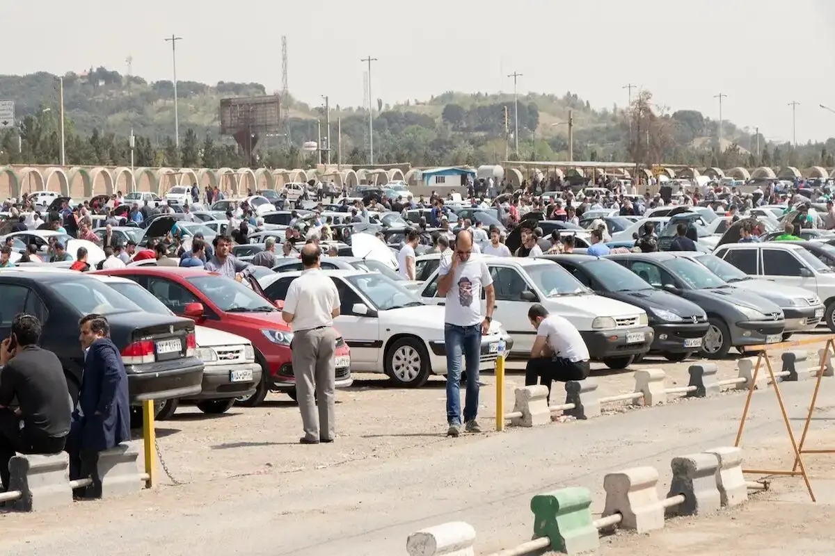 منتظر سقوط قیمت خودرو باشیم؟

