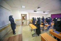 باید گفت‌وگو کنیم
