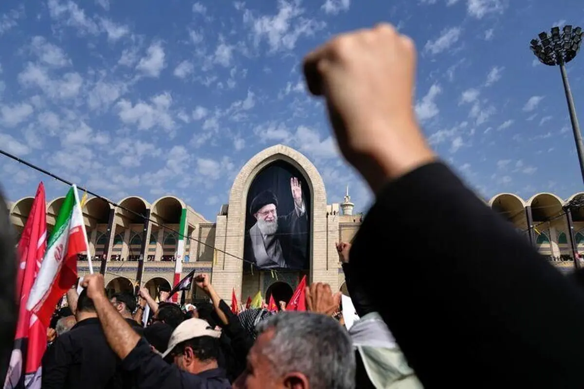 سران سه قوه از مردم برای حضور در آیین بزرگداشت رهبر شهید دعوت کردند
