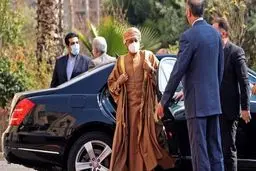 العربي الجدید: مصادر إیرانیة ترجح تأجیل زیارة وزیر الخارجیة العماني