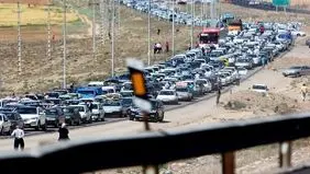 انسداد جاده چالوس به دلیل ترافیک سنگین
