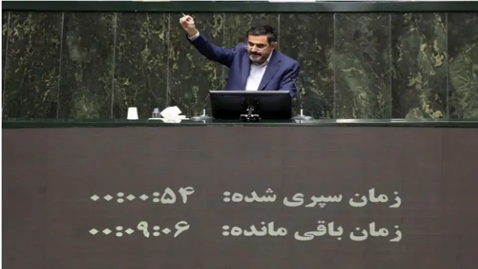 دود موتورهای افشاگرانه برخی‌ها نظام را خفه کرده است

