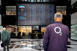 بازدهی بورس هفته سوم مهرماه/ فرار ۳۰۰۰ میلیارد تومان پول حقیقی از بازار

