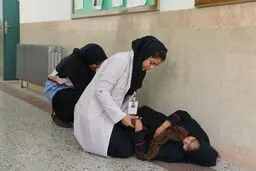 سقوط دانش‌آموز تبریزی از طبقه چهارم مدرسه
