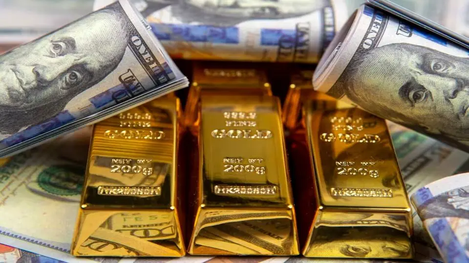 آخرین قیمت دلار، طلا و سکه؛ شبانگاه شنبه ۲۵ مرداد ۱۴۰۴/ دلار یک کانال قیمت عقب نشست