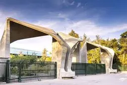 هنجارشکنان را  از  راه قانون پاسخ‌گو می‌کنیم