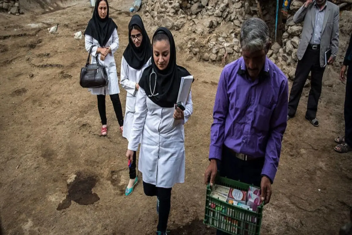 راهکار کمبود پزشک مناطق محروم، افزایش ظرفیت پزشکی نیست
