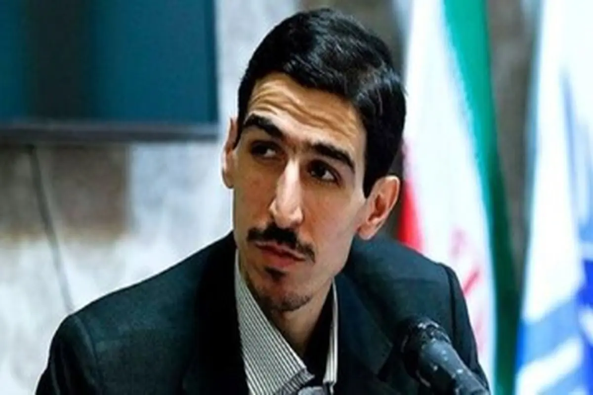 کنایه نماینده نزدیک به زاکانی به ادعای عزل یک معاون وزیر