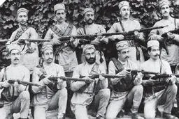 سوسیالیسم و تاریخ مردمی مشروطه