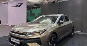 آغاز فروش اقساطی جک J7 توسط کرمان‌موتور در خرداد ۱۴۰۴