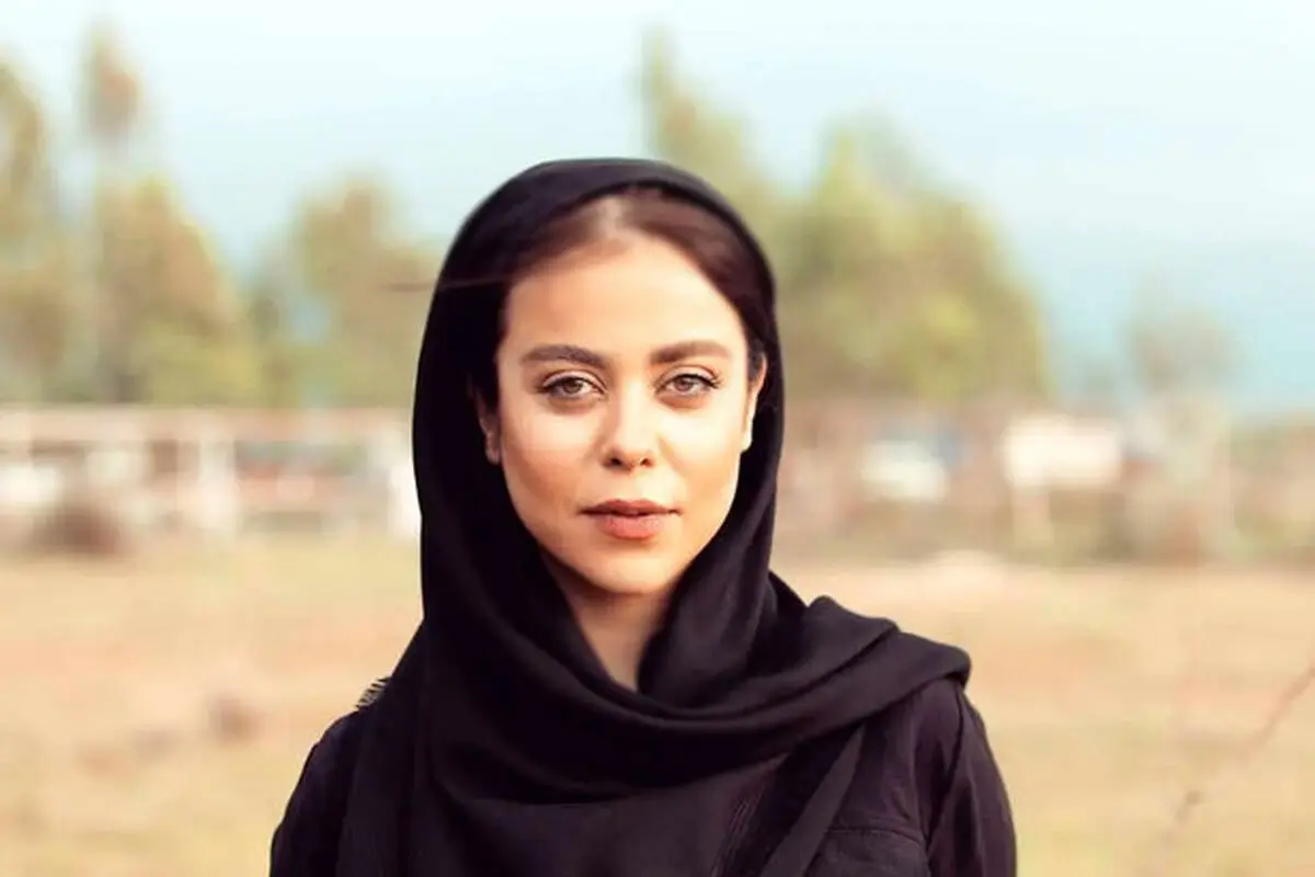 الهام اخوان مجری تلویزیون شد
