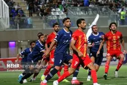 ماجرای درگیری بازیکن گل گهر و کاپیتان پرسپولیس چه بود؟