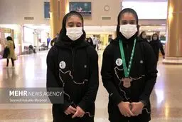مهاجرت خانوادگی خواهران دو قلوی وزنه‌برداری
