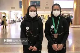 مهاجرت خانوادگی خواهران دو قلوی وزنه‌برداری
