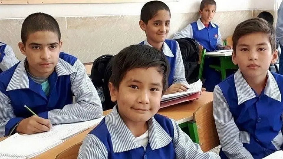 شرایط ثبت نام دانش آموزان اتباع