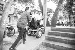 تنگناهای افراد دارای معلولیت  برای همیشه
