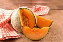 ۶ خاصیت شگفت‌انگیز طالبی که نباید از دست بدهید